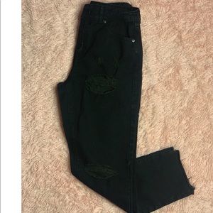 Black distressed boyfriend jeans